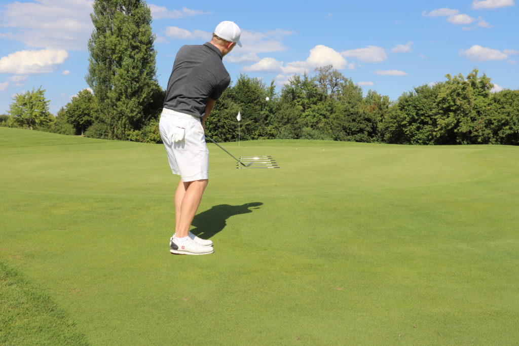 3 starke Tipps für erfolgreiches Chippen (beim Golf) so geht's BelowPar